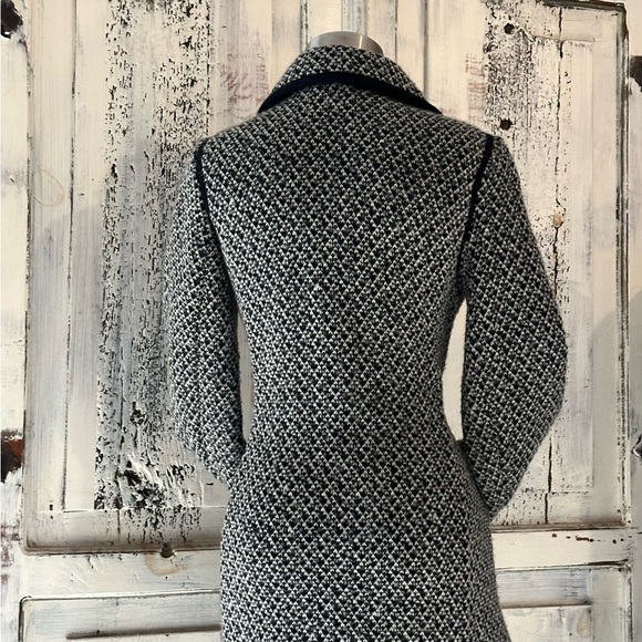Talbots Wool Blend Black/Gray/White Long Zippered Coat Size Small - Picture 3 of 4